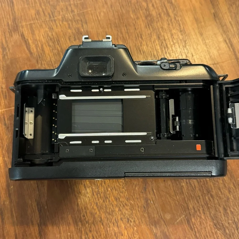 Nikon N4004s film camera vintage body only EUC